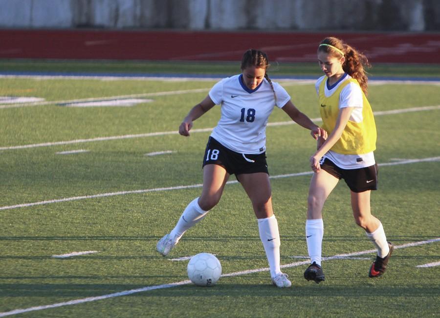 GirlsSoccerVarsity_vsLufkin_2-12_043_TaylorRitchie_CCsmall