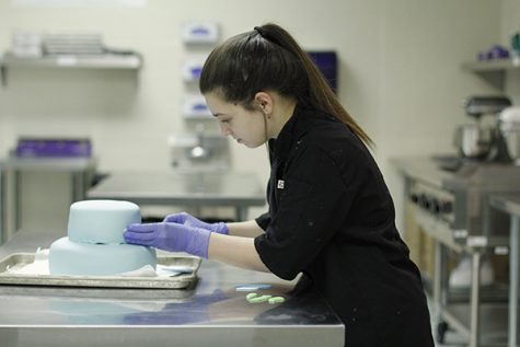 Junior takes first step in becoming pastry chef