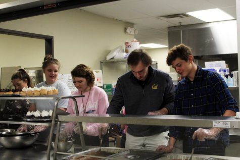 Theatre Serves Up a Fundraiser