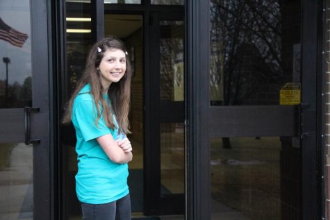 Sophomore Steps Up To Volunteer