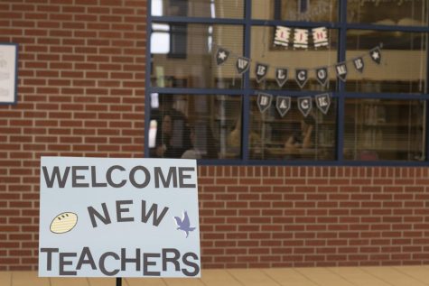 New Staff Members Attend Luncheon Friday