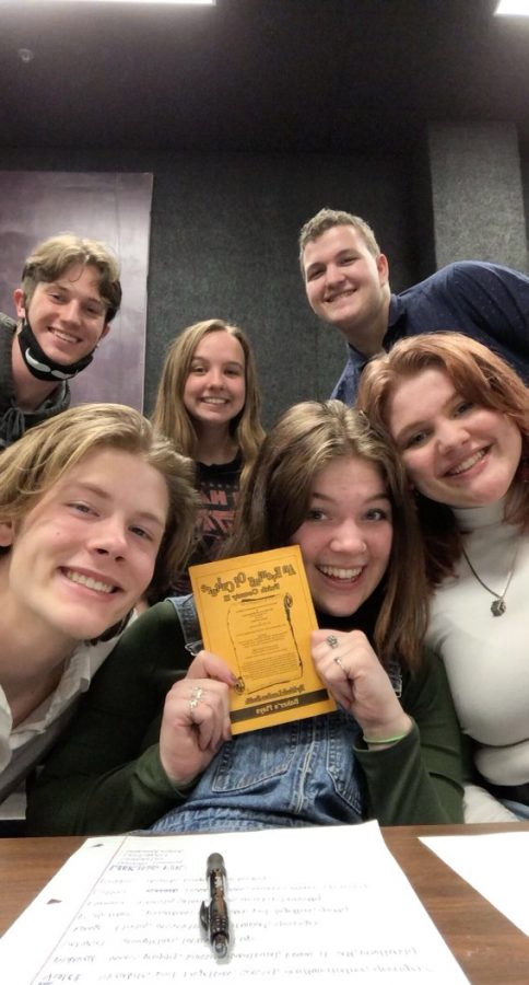 Seniors+Cameron+Hilliard%2C+Allison+Somes%2C+Sonny+Mauldin%2C+Kayleigh+Horstkamp+and+Ben+Watters+pose+for+a+picture+during+auditions.+Tentative+show+dates+are+May+13%2C+14+and+16%2C+