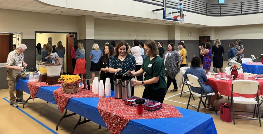 Local Churches Host New Teacher Breakfast and Lunch