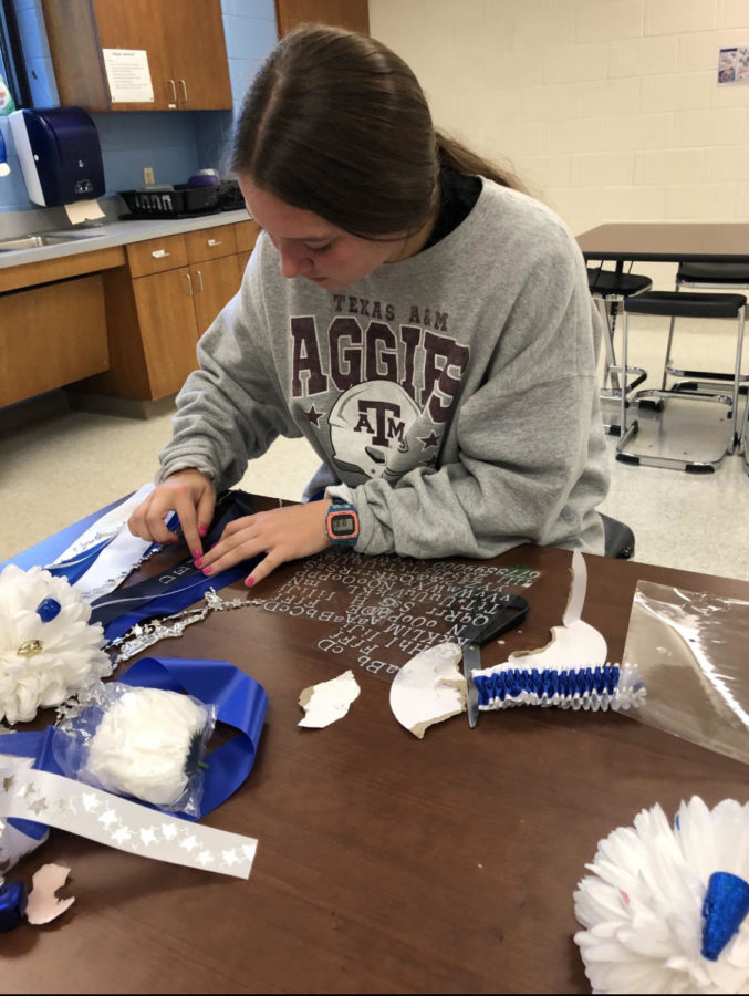 NHS Makes Mums And Garters For Life Skills Students