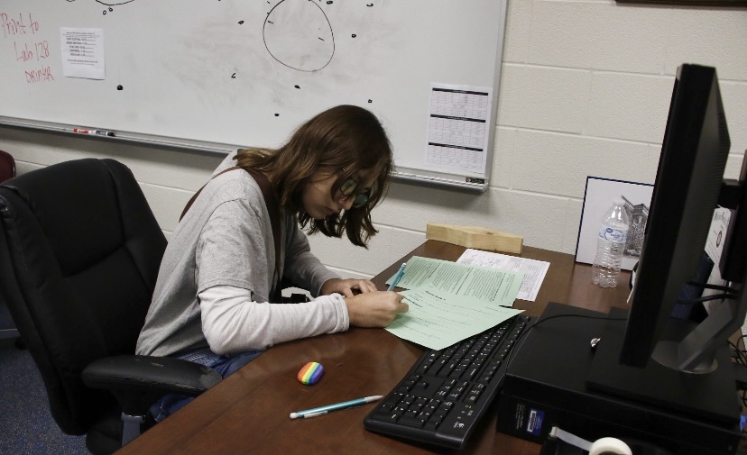 Junior Julia Montgomery competes in headline, a journalism event. The competition took place at Lindale.