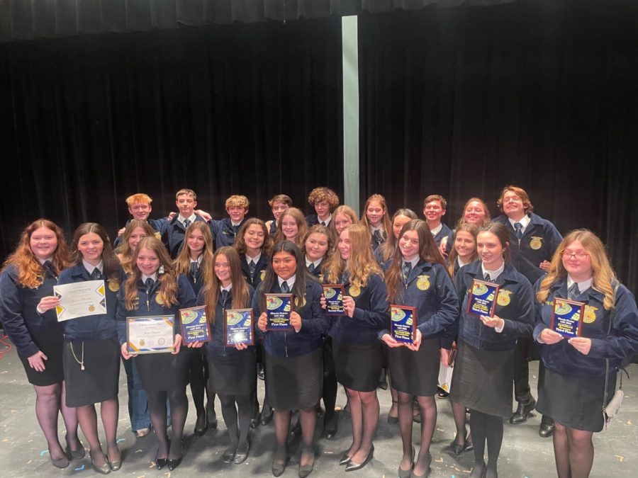 FFA team poses for picture after convention.
